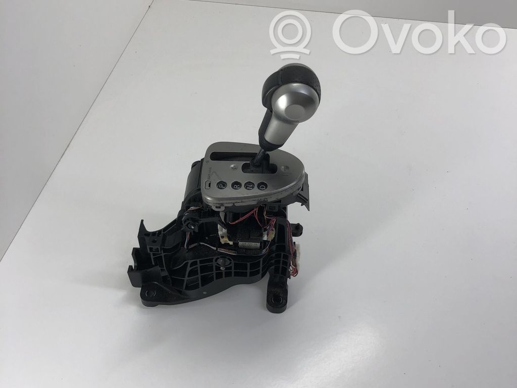 Nissan Qashqai Gear shifter/selector 