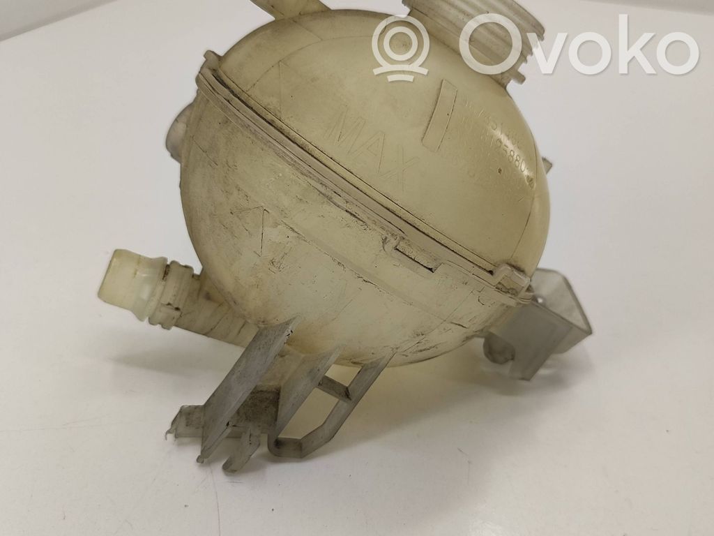 Peugeot 308 Coolant expansion tank/reservoir 