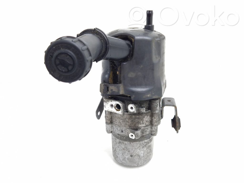 Ohjaustehostimen pumppu   A5101478,55810A,9676556180