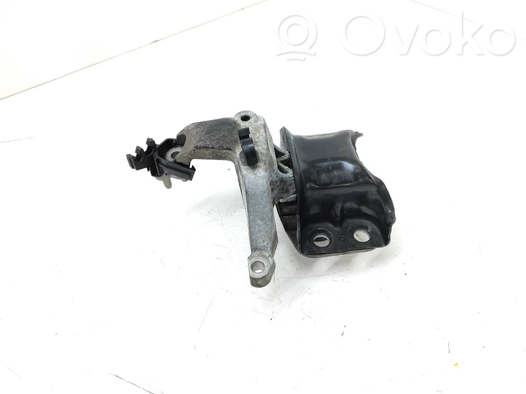 Renault Twingo II Engine mount bracket 