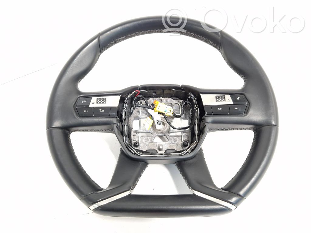Citroen DS7 Crossback Ohjauspyörä 