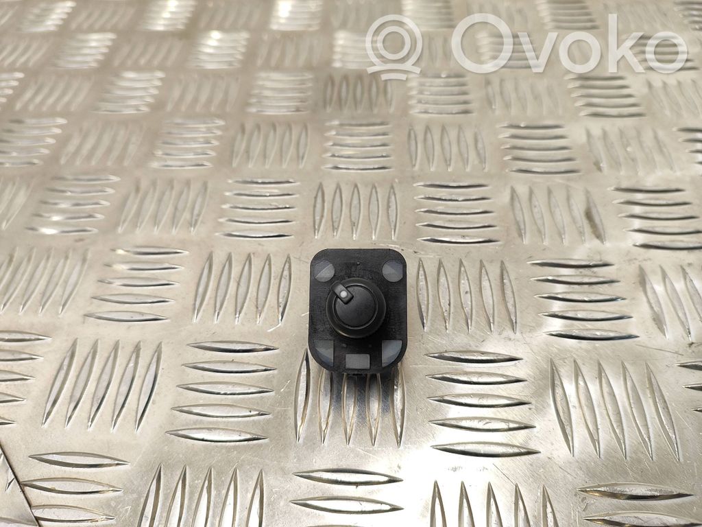Audi A3 S3 8V Wing mirror switch 