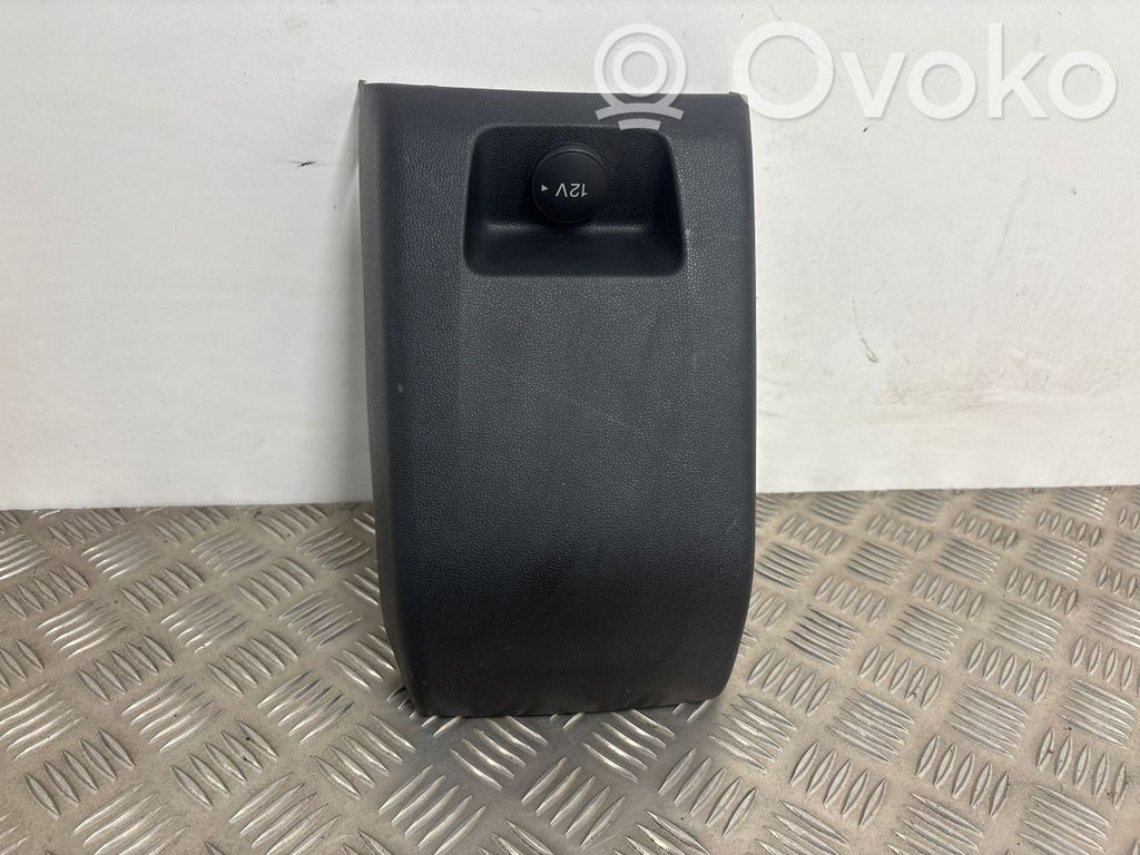 12 V Socket (rear)   JX7BA045B72A