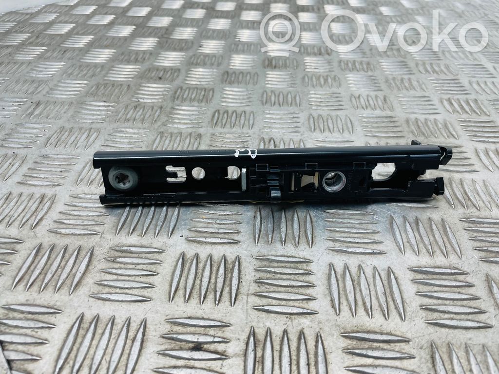 Ford Mondeo MK V Guida di regolazione della cintura di sicurezza 