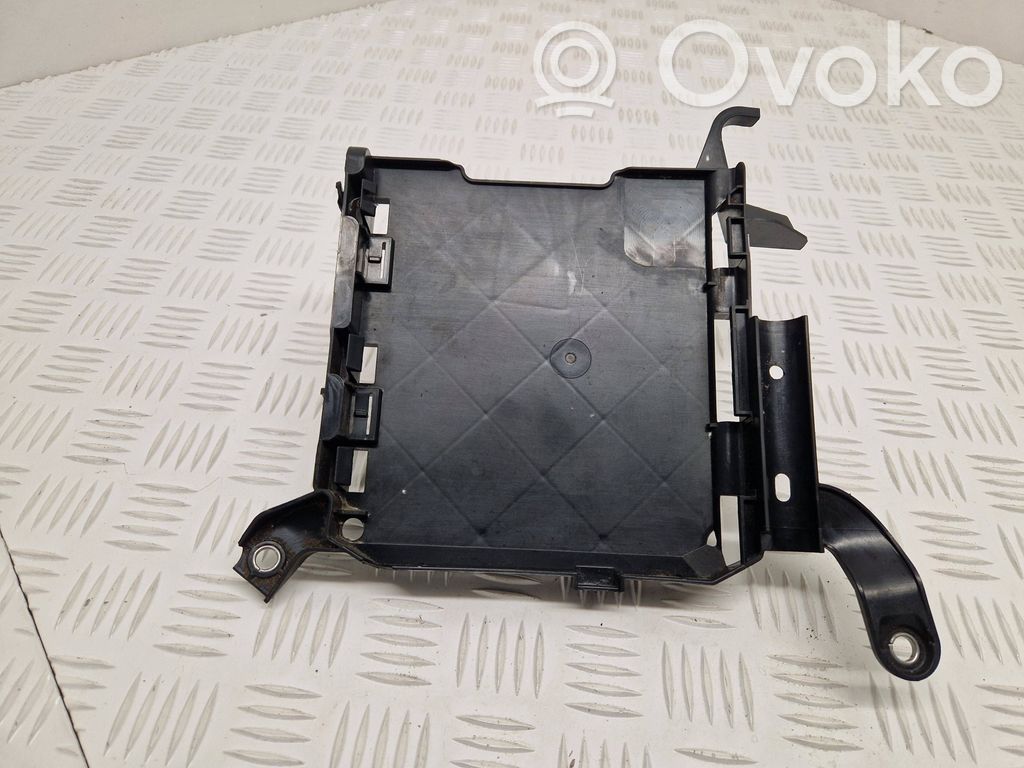 Audi A4 Allroad B9 Engine control unit holder 