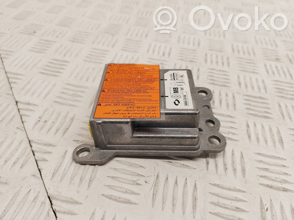 Renault Koleos I Airbag control unit/module 