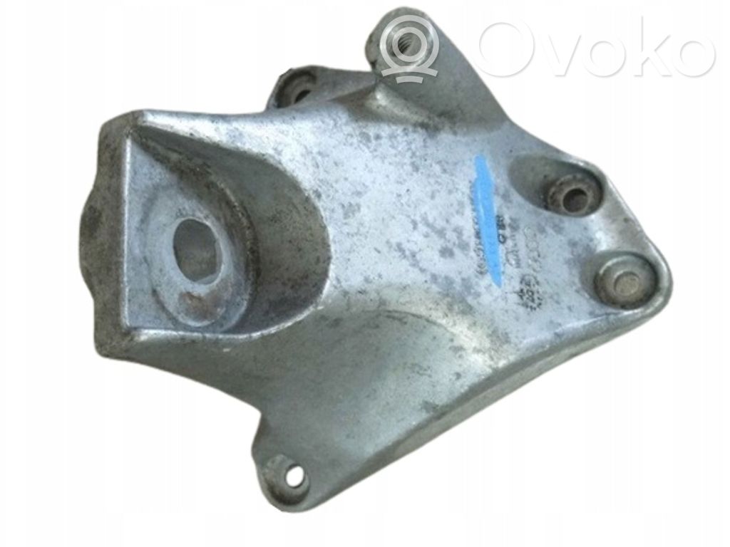 Audi A6 S6 C6 4F Engine mounting bracket 