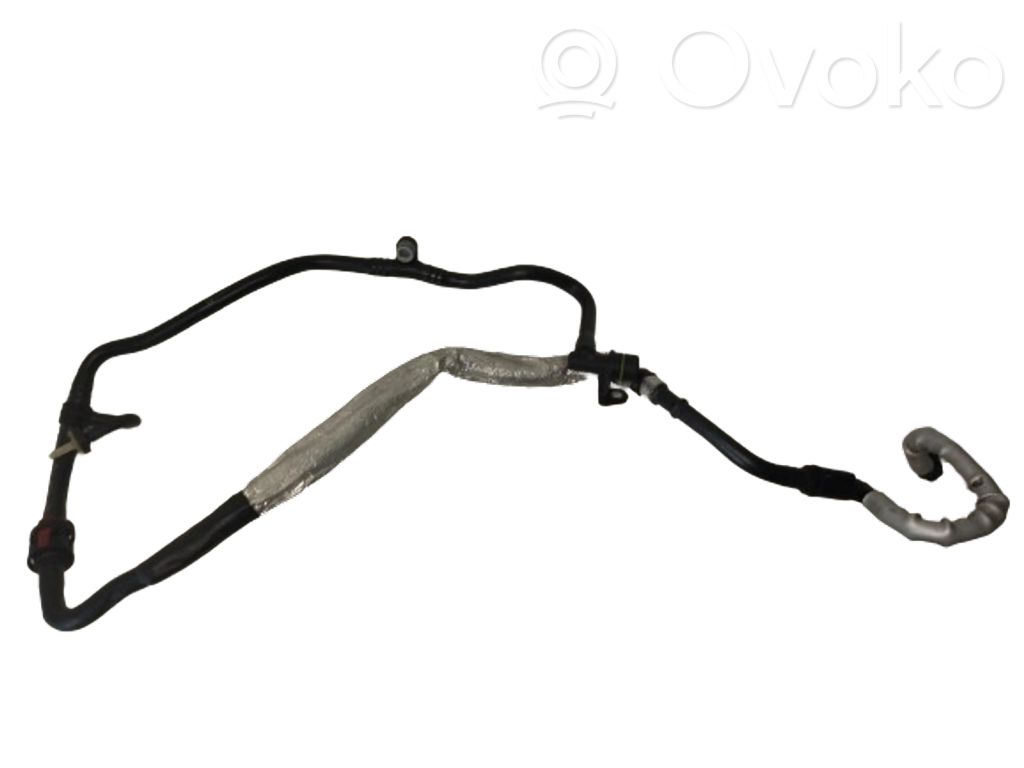 Audi A4 S4 B9 8W Conductă/furtun vacuum 