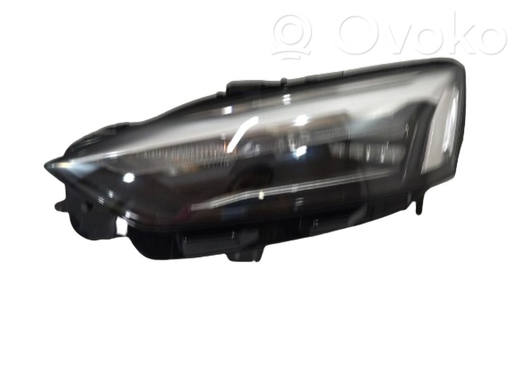 Audi A5 Phare frontale 