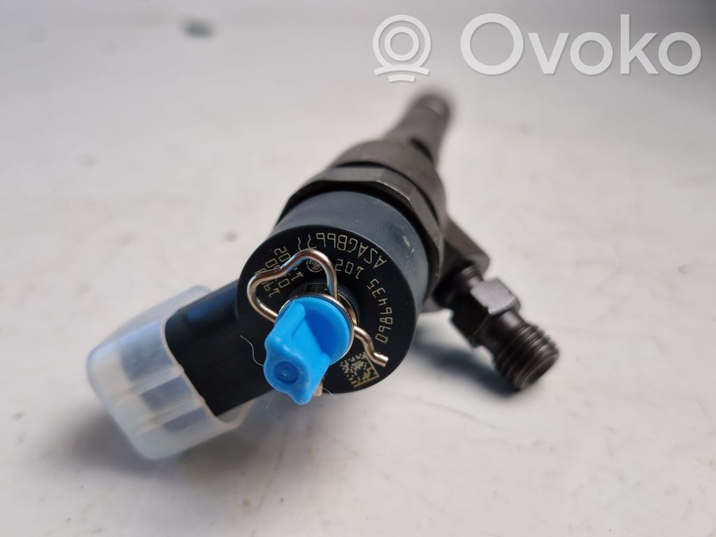 Inyector de combustible   0986435102