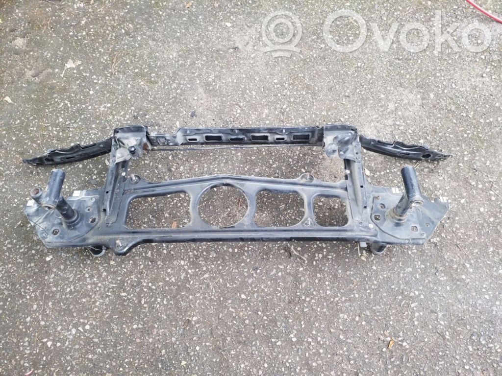 BMW 5 E39 Панель радиаторов 