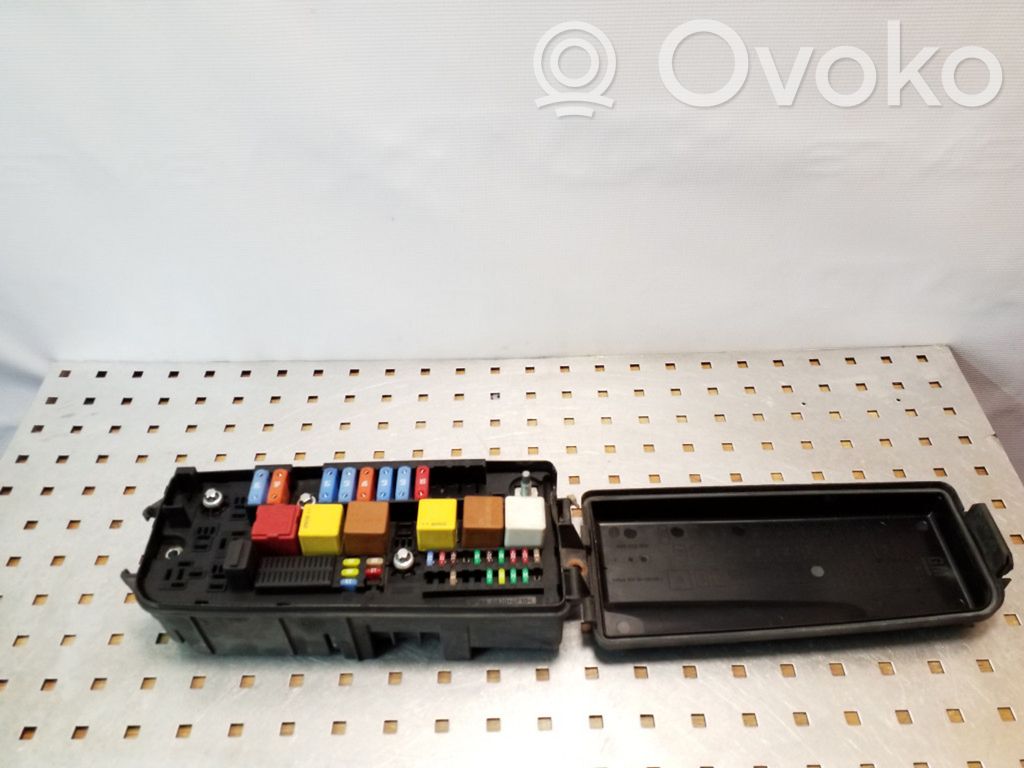 Opel Vectra C Sulakemoduuli 