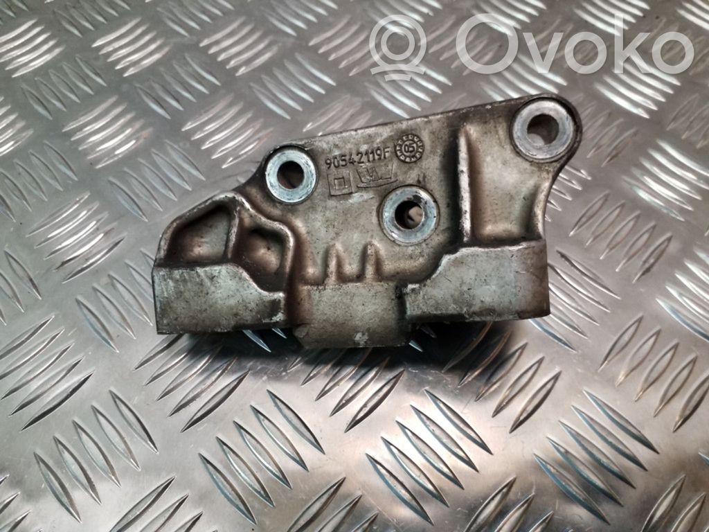 Chrysler Voyager Engine mounting bracket 