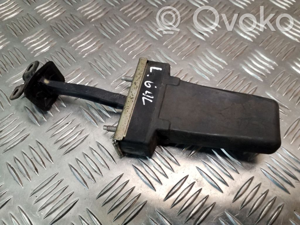 Saab 9-3 Ver2 Takaoven pidätin 