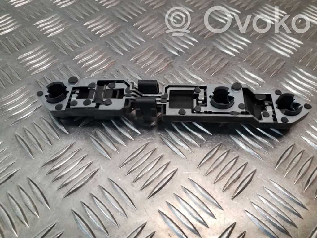 Volvo S60 Tail light part 
