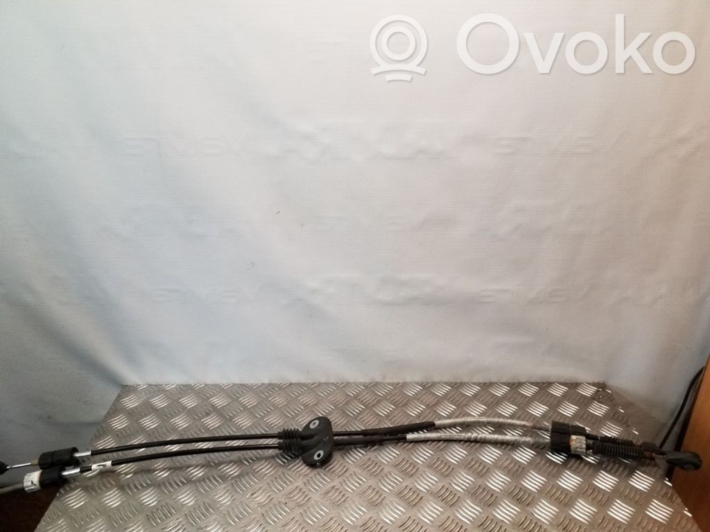 Ford Focus Gear shift cable linkage 