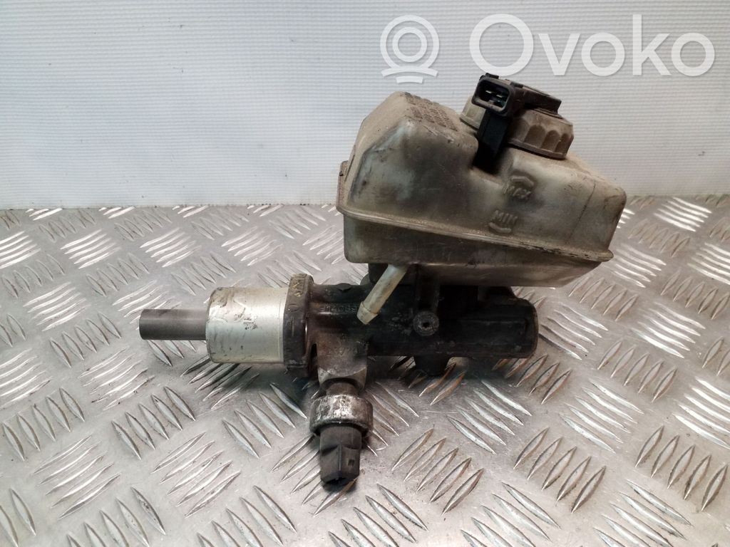 Volvo S70  V70  V70 XC Pääjarrusylinteri 