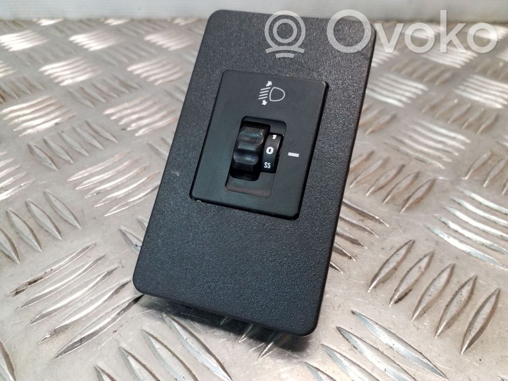 Hyundai Galloper Headlight level height control switch 