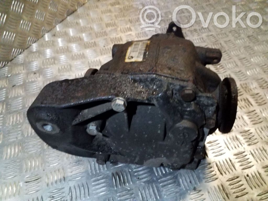 BMW 1 E81 E87 Galinis reduktorius 