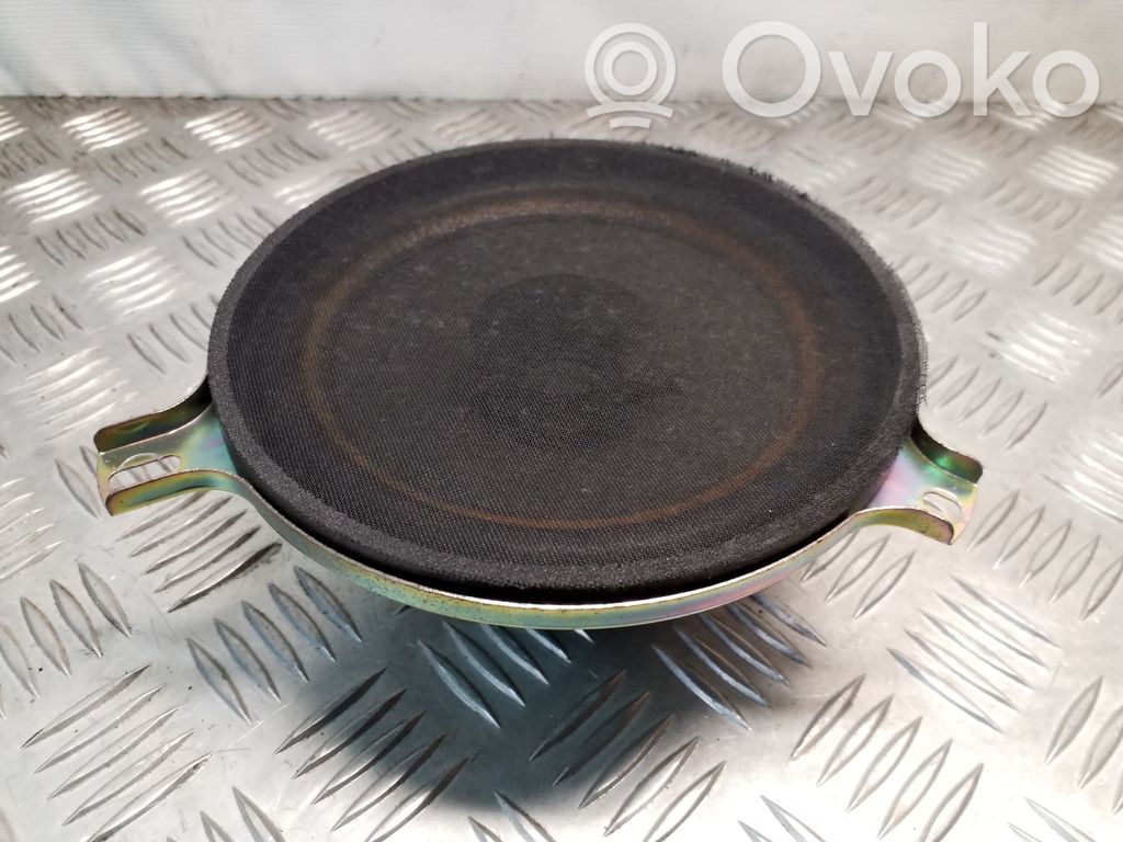 Jeep Grand Cherokee (WK) Rear door speaker 