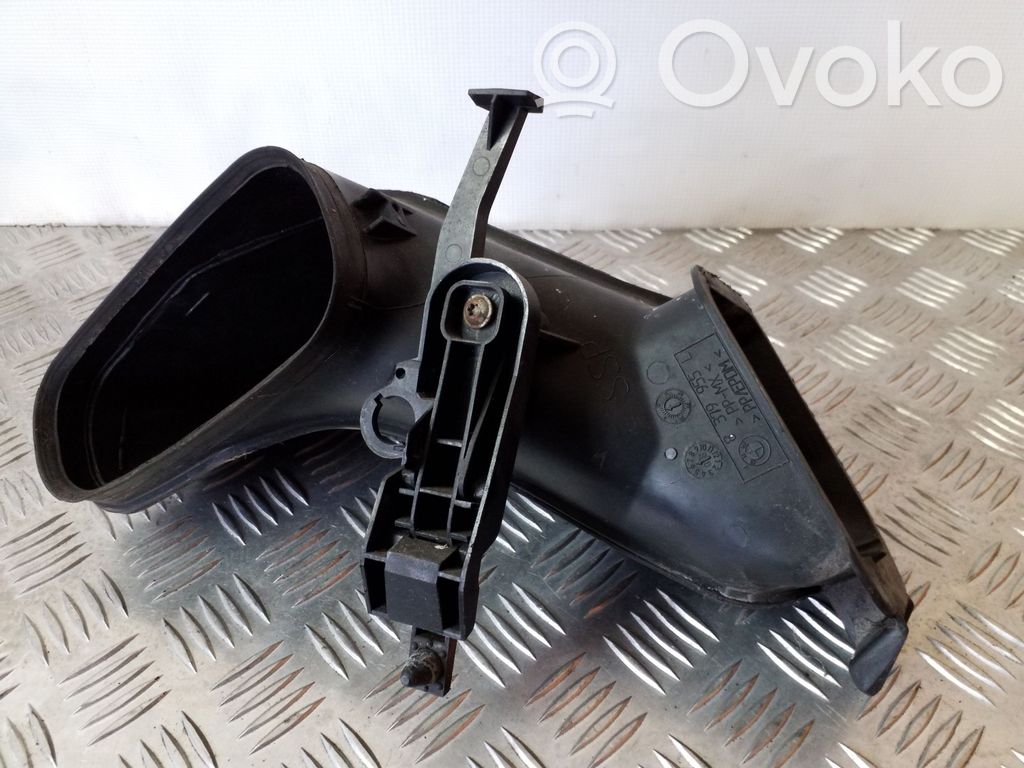 BMW 7 E65 E66 Ilmanoton kanavan osa 