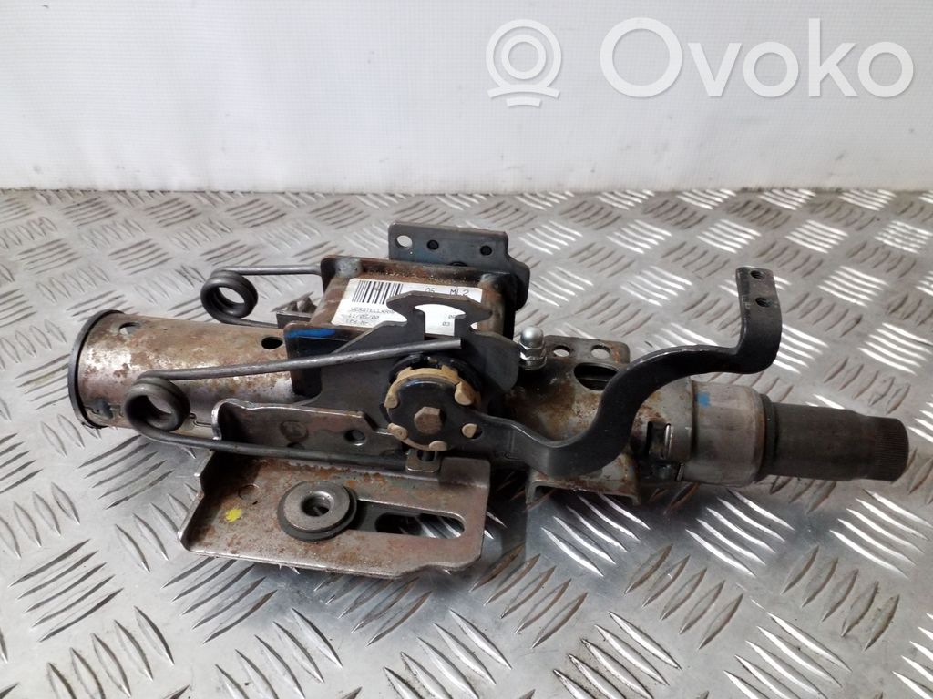 Volkswagen Golf IV Eje de la columna de dirección 