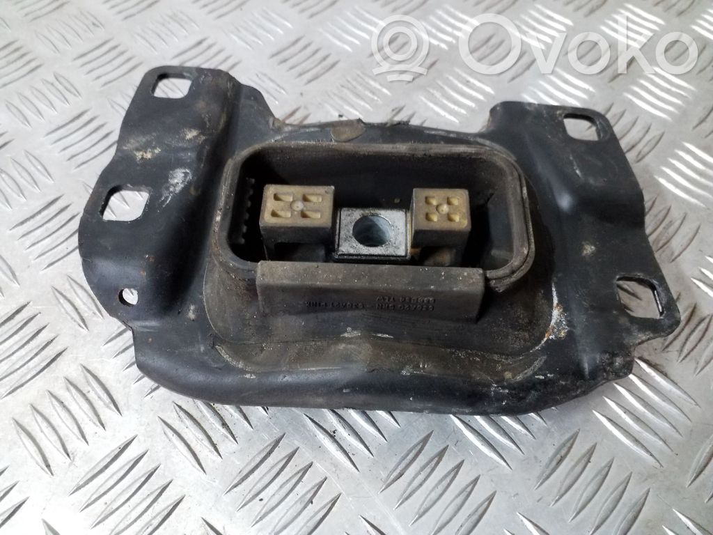 Ford C-MAX II Gearbox mount 