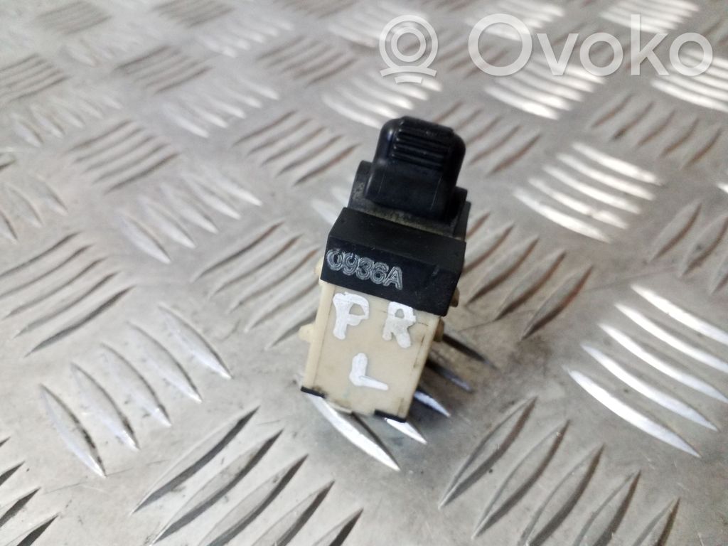 Jeep Cherokee III KJ Central locking switch button 