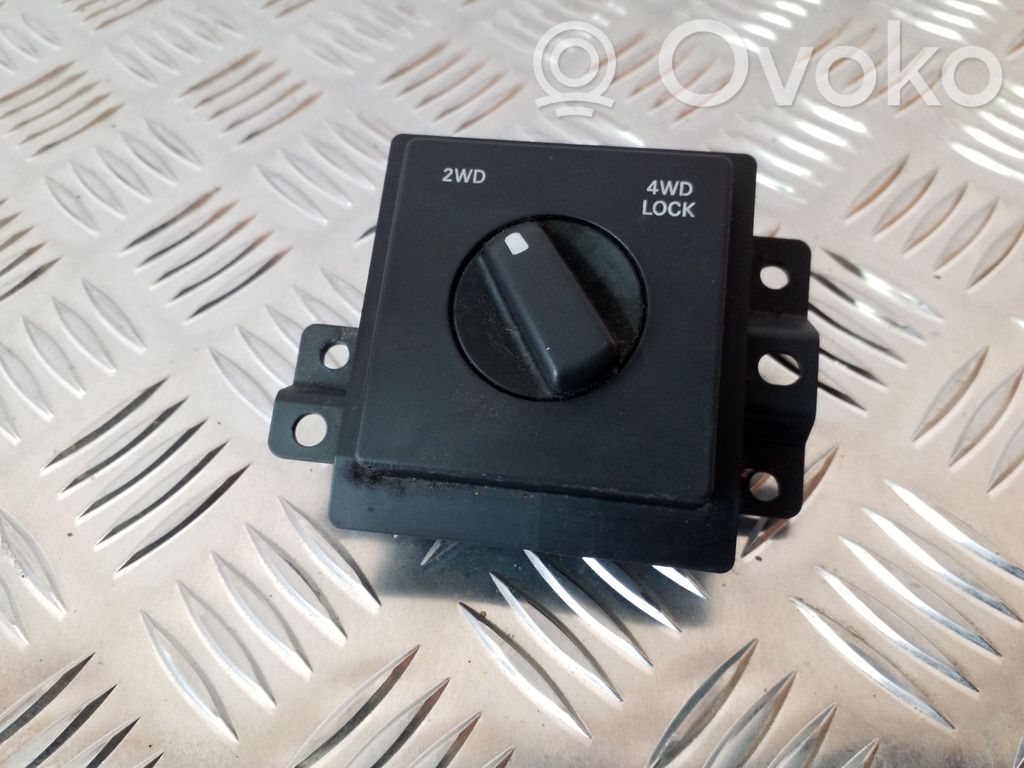 Dodge Nitro Differential lock switch 