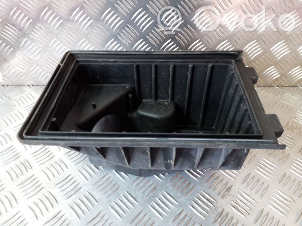Ford Transit Air filter box 