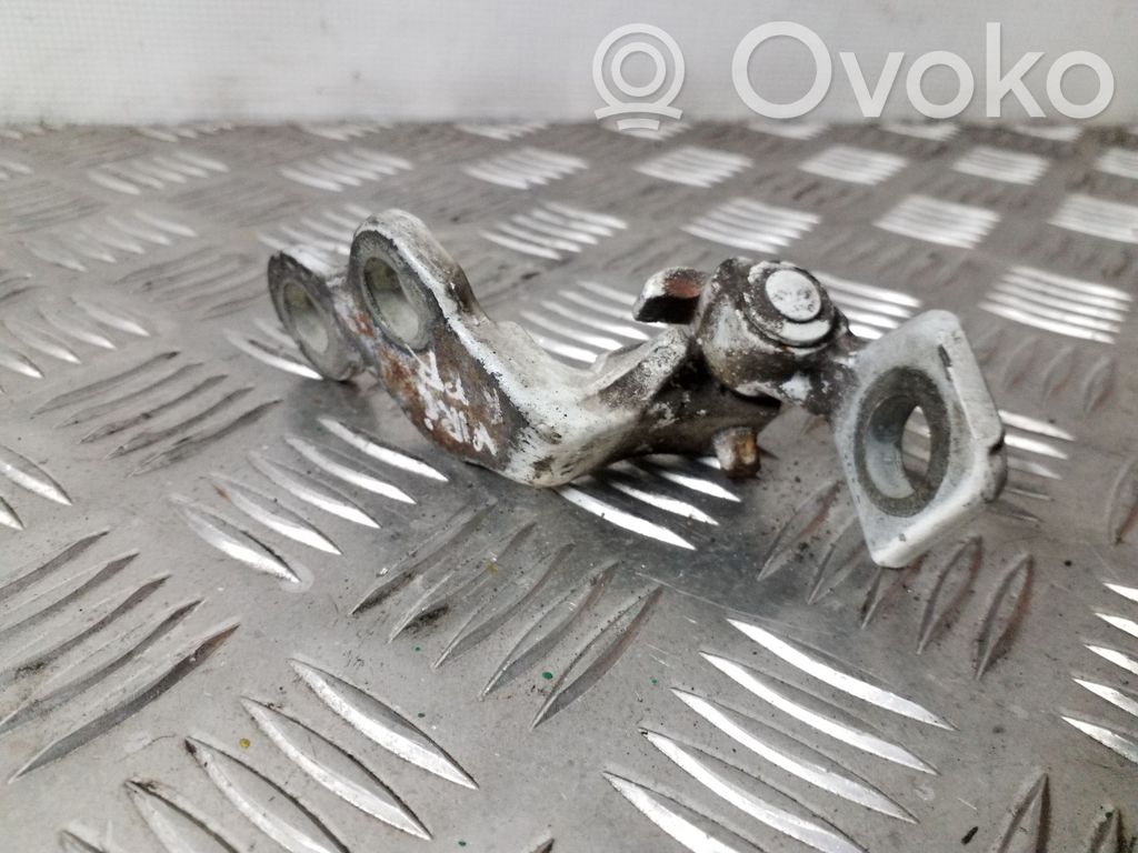 Ford Focus Front door upper hinge 
