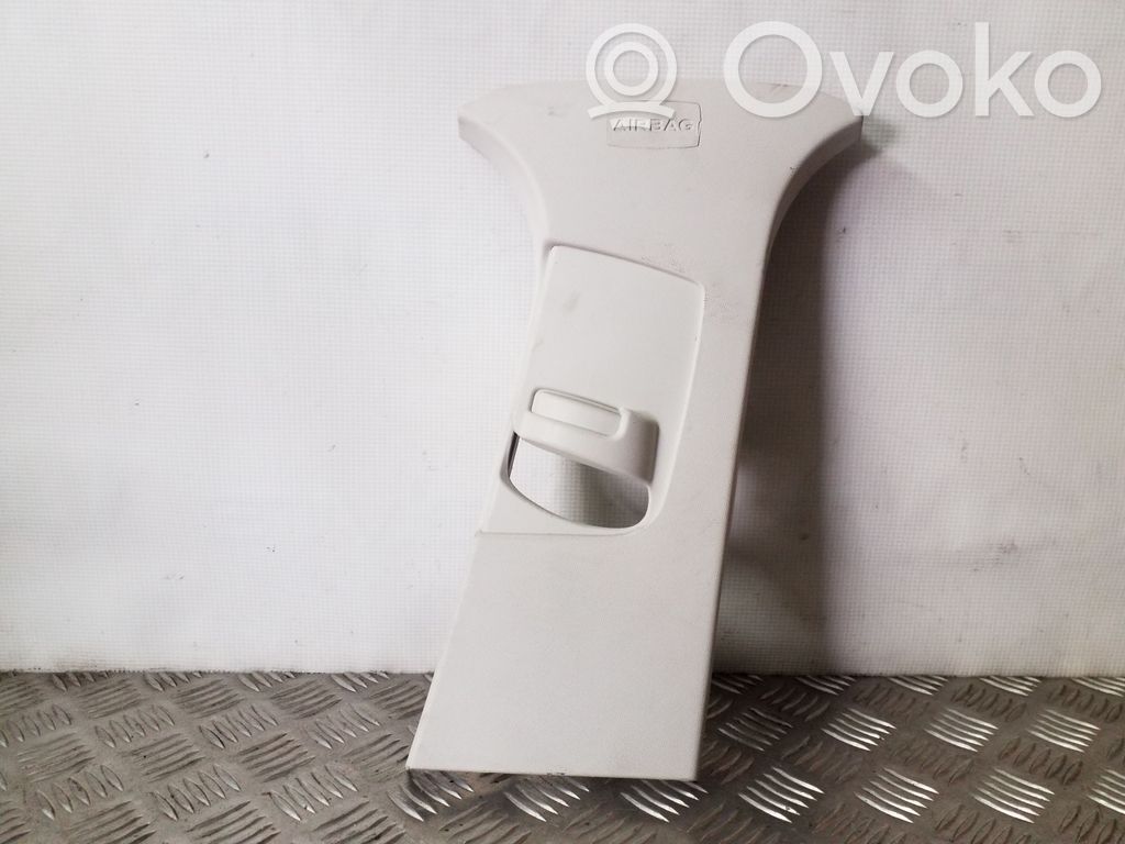 Ford Focus Pilar (B) (superior) 