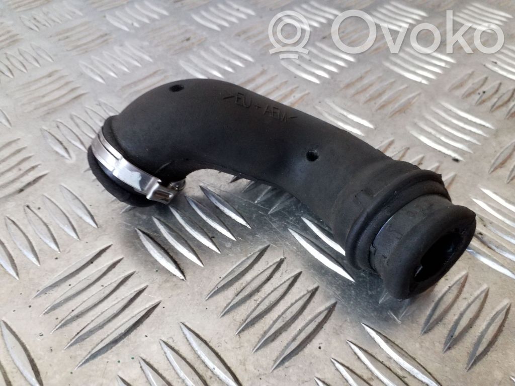 Volvo XC60 Ventilācijas caurule 