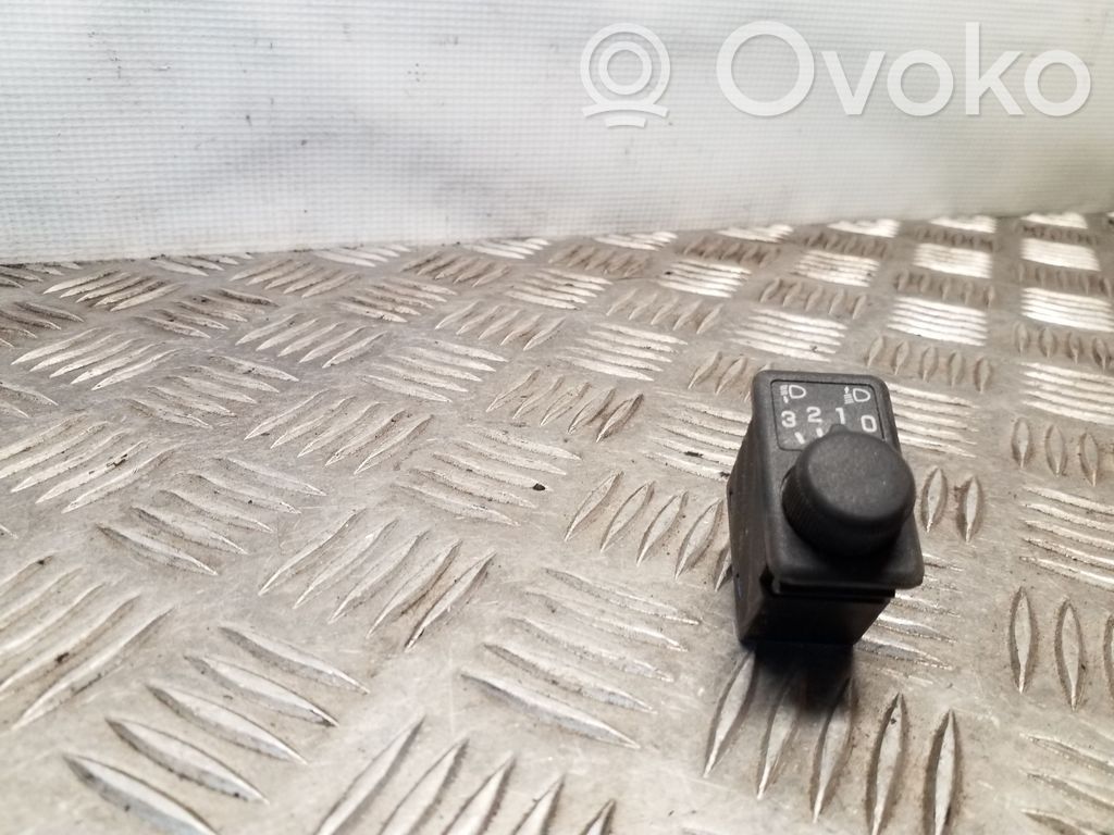 Nissan Primera Headlight level height control switch 