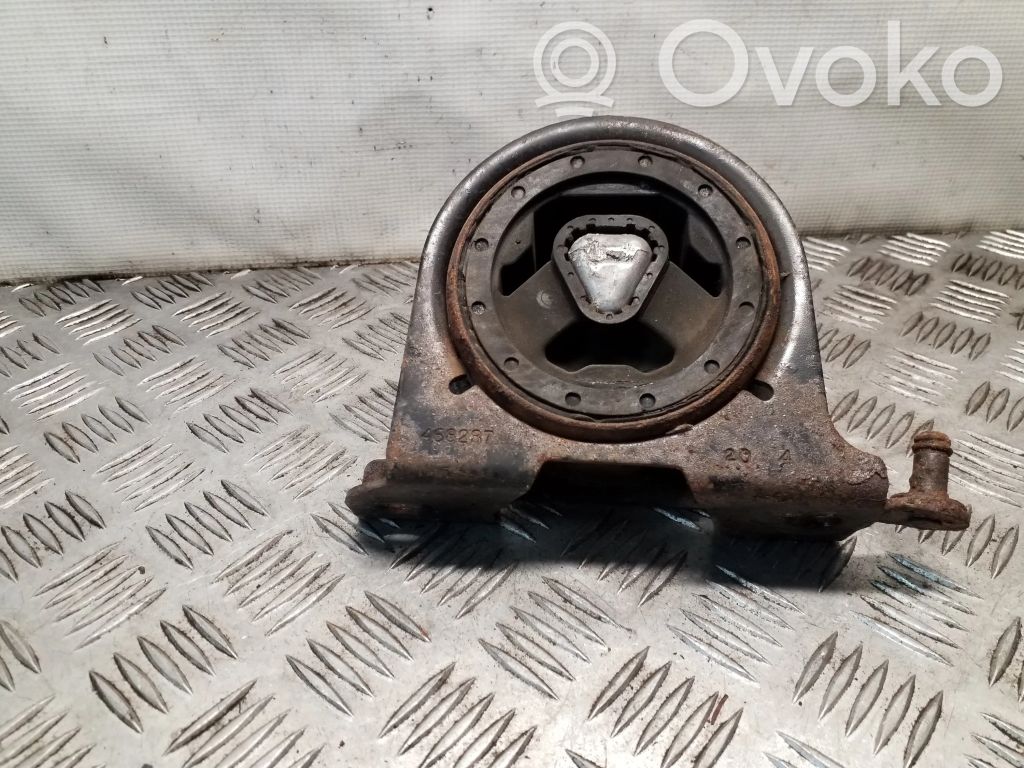 Chrysler Voyager Engine mount bracket 