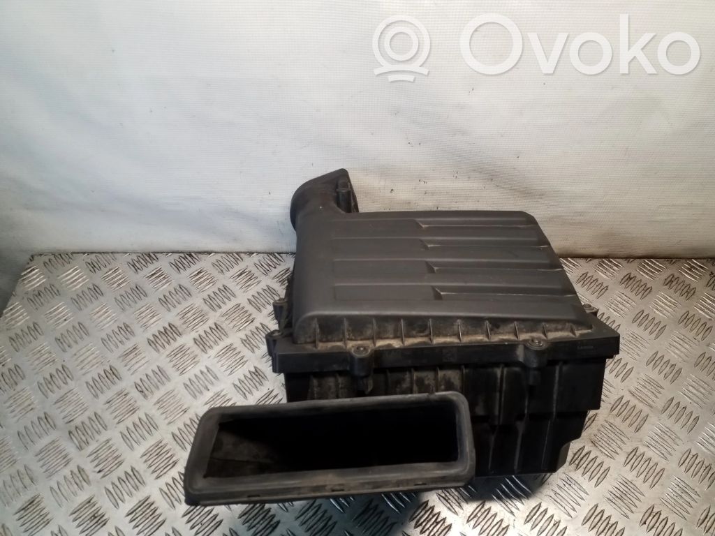 Skoda Superb B8 (3V) Obudowa filtra powietrza 