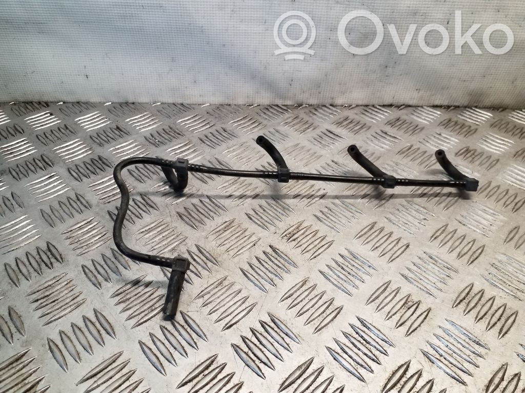 Nissan Note (E11) Fuel return line/hose 