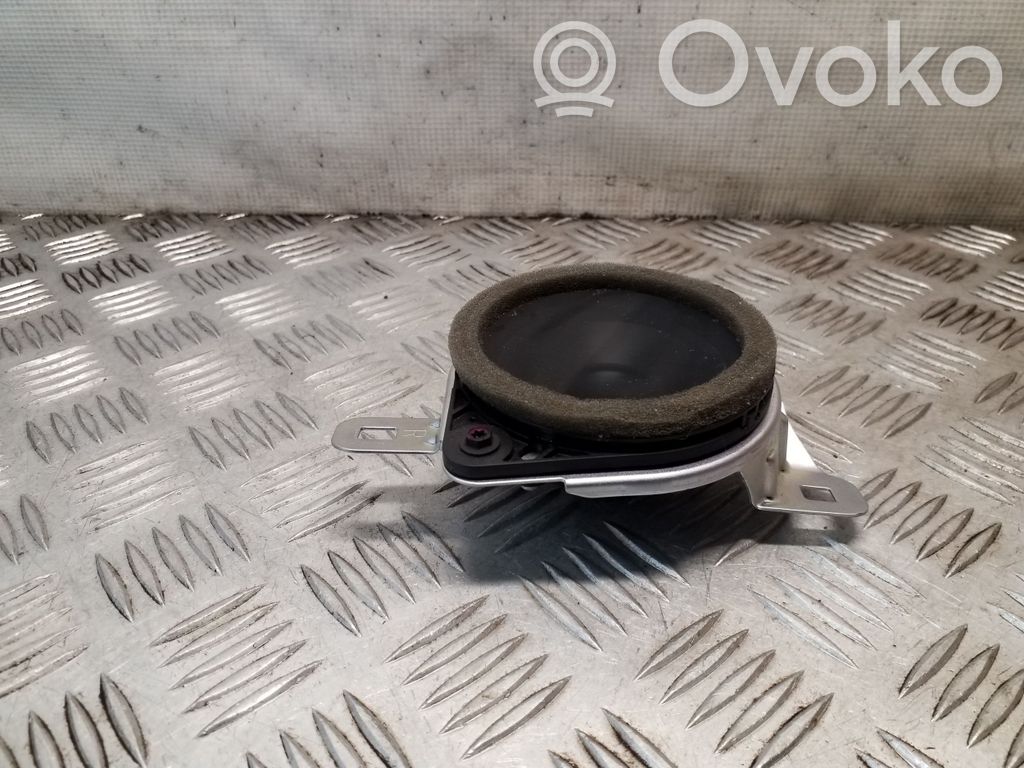 Lexus RX 450H Rear door speaker 