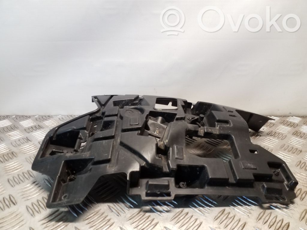 Volvo V40 Front bumper mounting bracket 