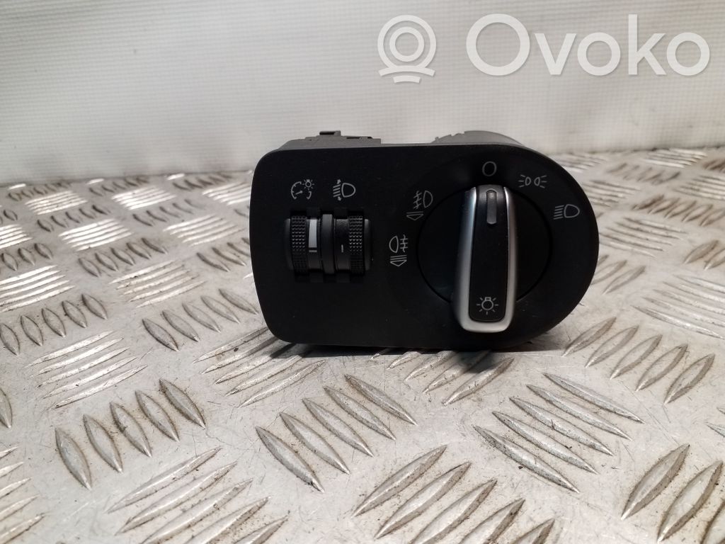 Audi A1 Light switch 
