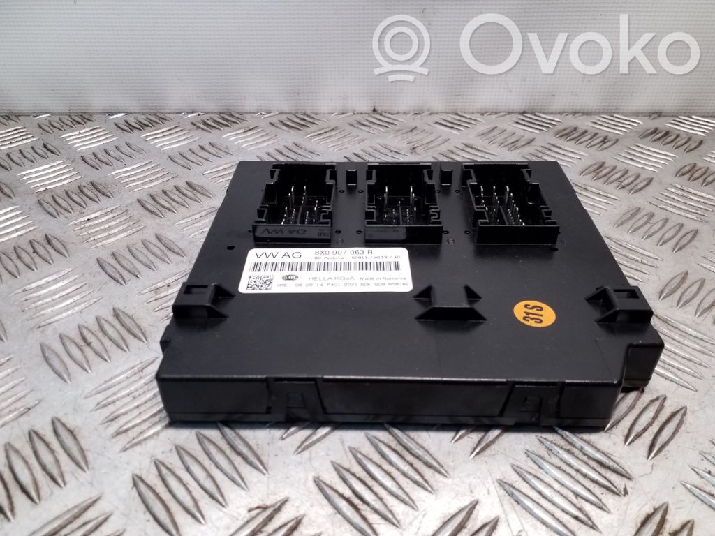 Audi A1 Comfort/convenience module 