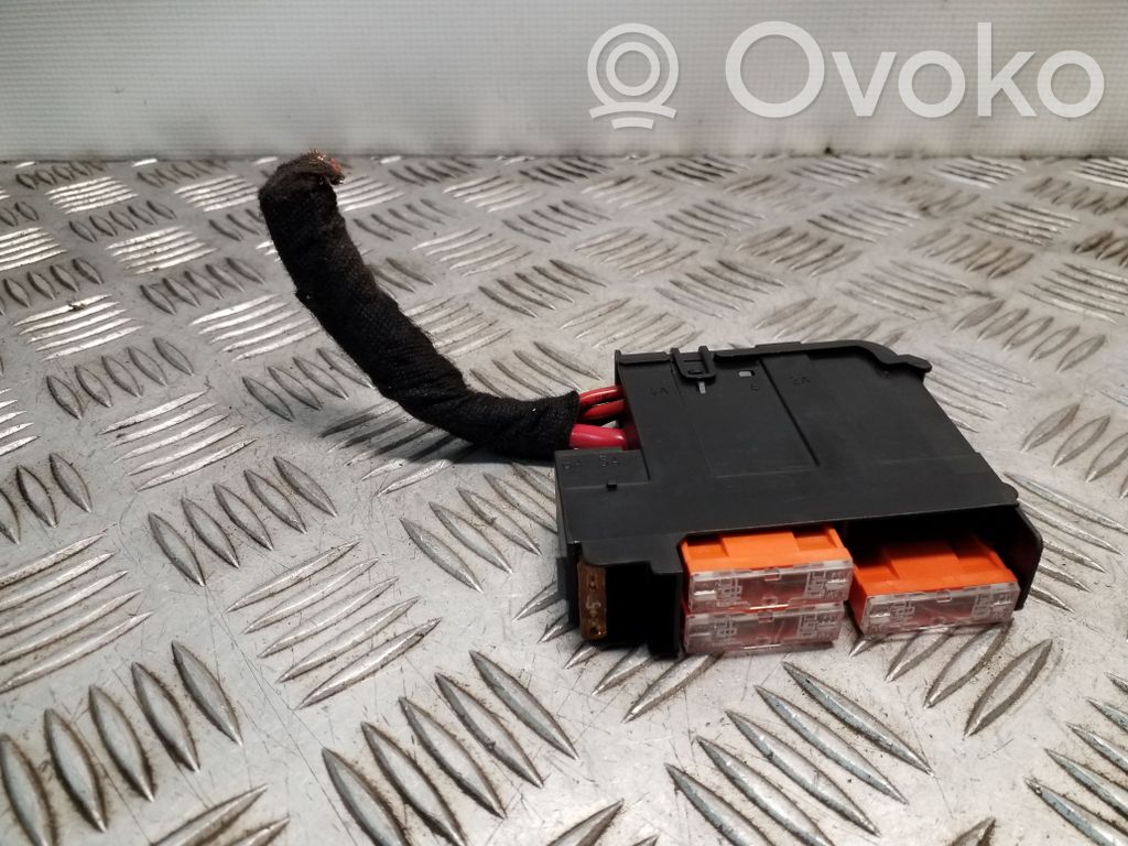 Audi A1 Fuse module 