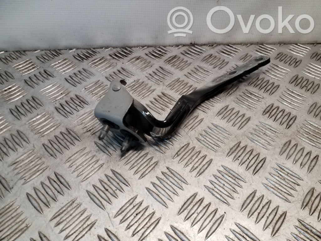 Audi A1 Tailgate/trunk/boot hinge 