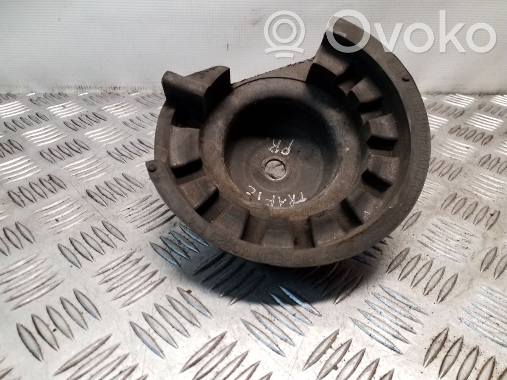 Renault Trafic II (X83) Coil spring mount 