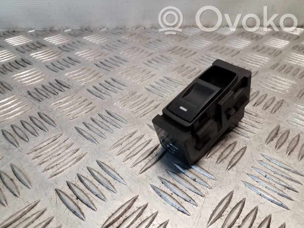 Jeep Grand Cherokee (WK) Electric window control switch 