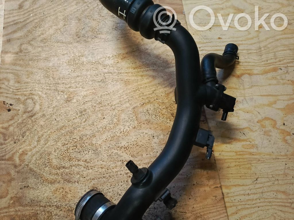 Ford Escape Intercooler hose/pipe 