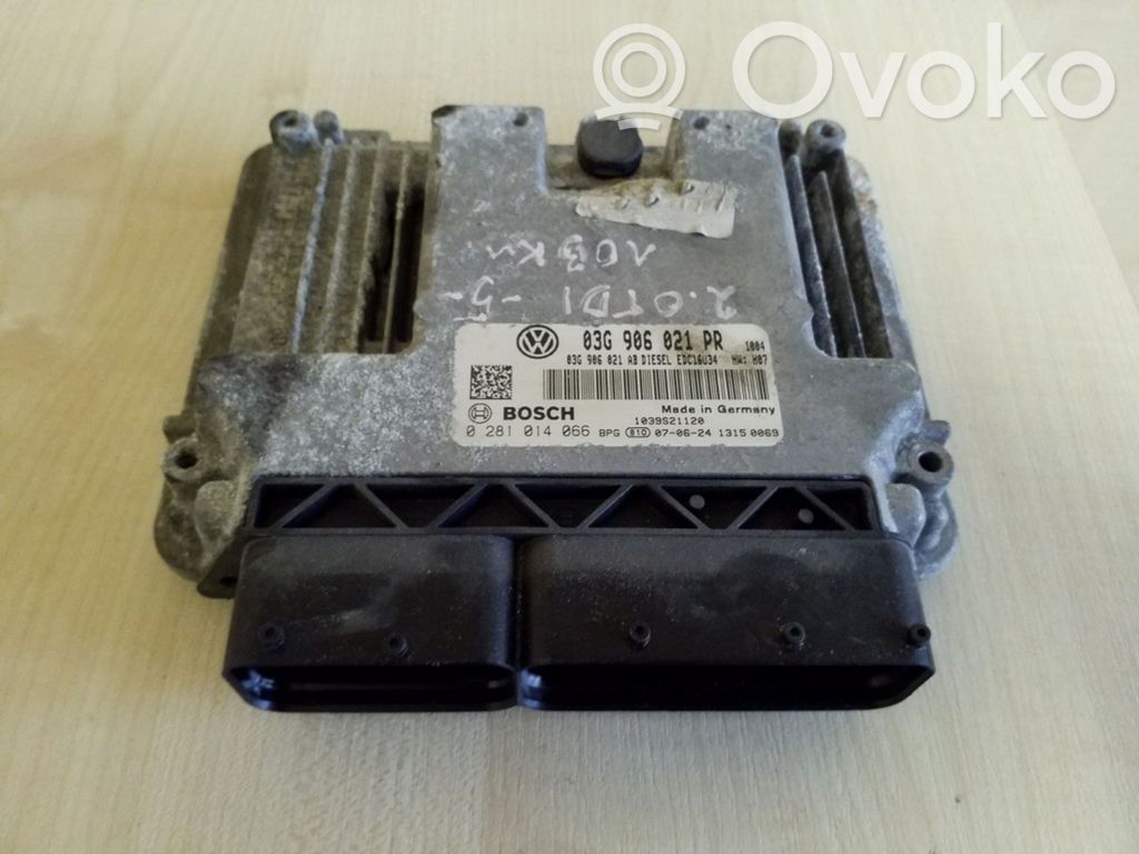 Volkswagen Golf V Engine control unit/module 
