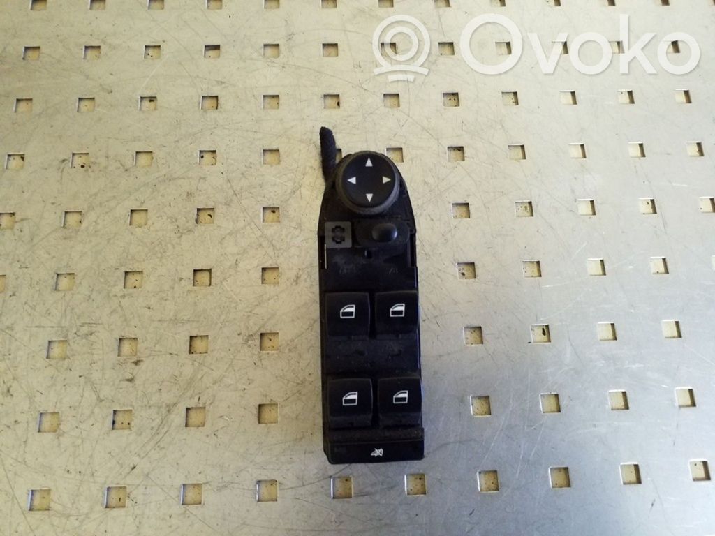 BMW 5 E60 E61 Electric window control switch 