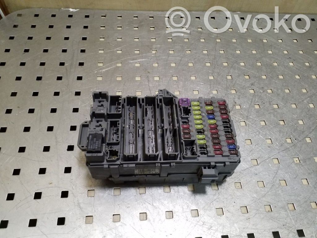 Honda CR-V Sulakemoduuli 