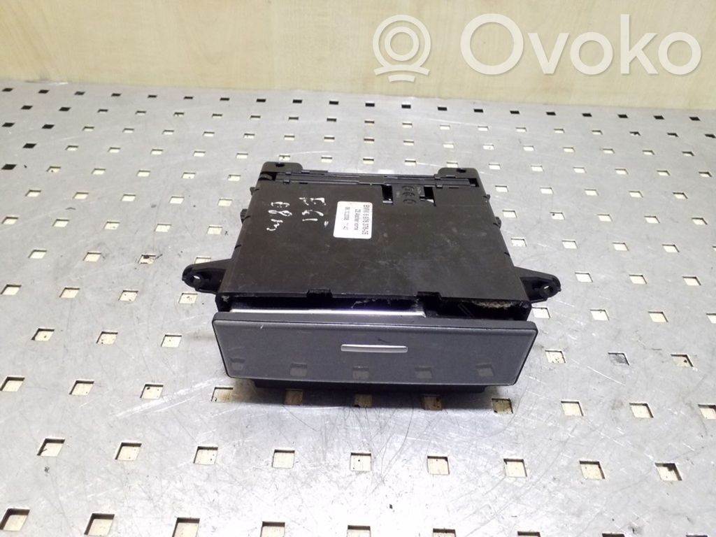 BMW 5 E60 E61 Pelnutrauks 